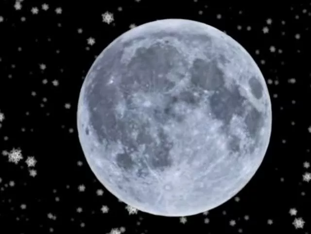 Stasera tutti con gli occhi al cielo per la superluna fredda: sarà l'ultima piena dell'anno