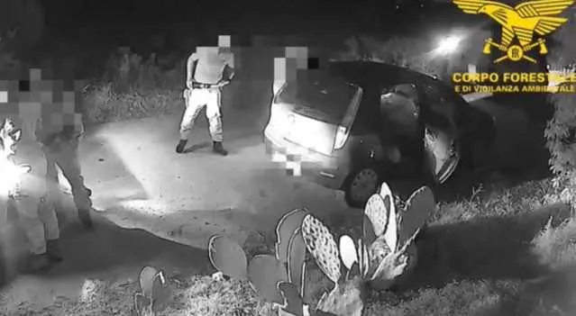 WhatsApp Image 2025 12 11 At 15.07.02 Rifiuti speciali e domestici scaricati a Molentargius: beccati gli incivili (VIDEO)