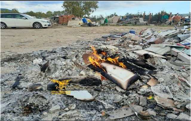 WhatsApp Image 2025 12 16 At 09.57.49 Sorpreso mentre brucia rifiuti speciali nelle campagne di Capoterra: denunciato