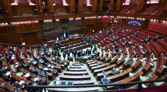 Camera Deputati Legge Di Bilancio La Manovra è legge (tra le polemiche), Schlein: