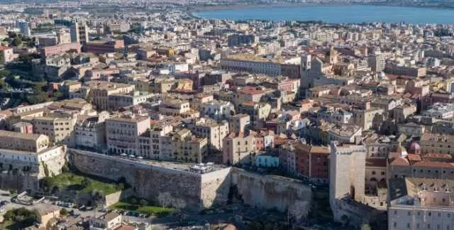 Comune Di Cagliari Alto Cagliari Turismo Tassa di soggiorno raddoppiata a Cagliari? Federalberghi: