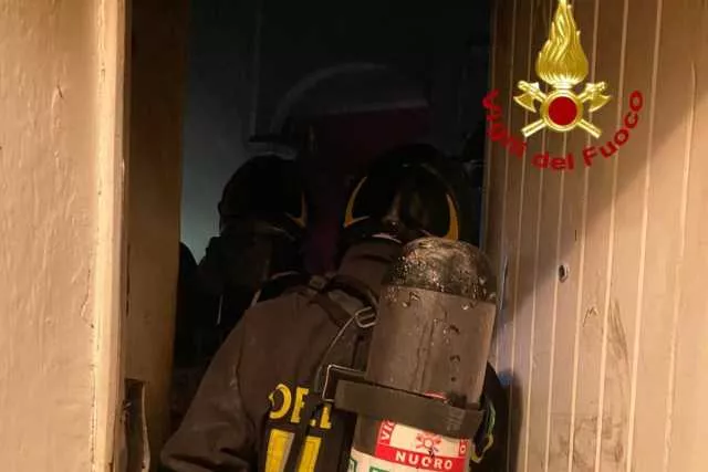 Vigili Del Fuoco Incendio Nuoro