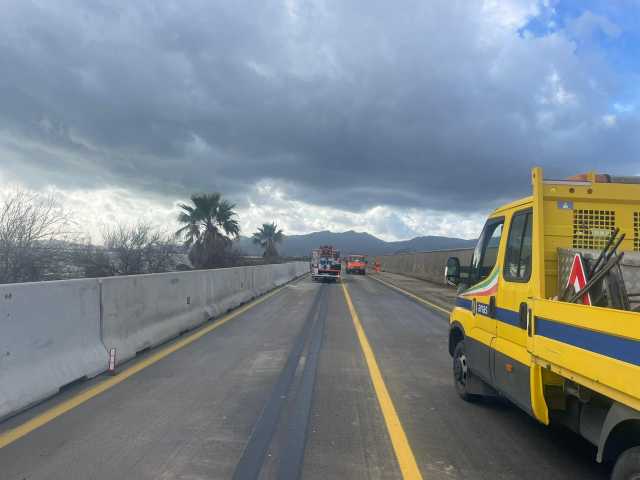 Riaprono altri 3 chilometri della 195, ma il limite è a 50 chilometri orari