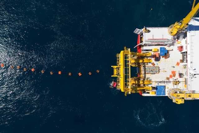 Tyrrhenian link, completata a Quartu la posa del ramo ovest del cavo sottomarino