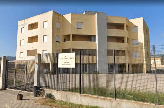 Carcere di Uta, l'allarme: 