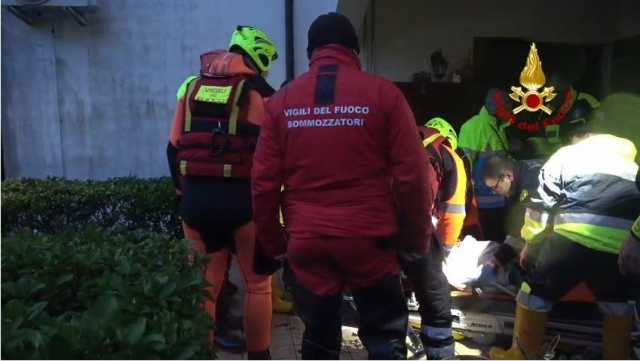Sardegna in allerta rossa: anziana ferita dal crollo di un tetto e disabili in difficoltà (VIDEO)