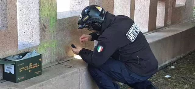 Quartucciu, bomba da mortaio in piazza Parrocchia: zona interdetta e artificieri