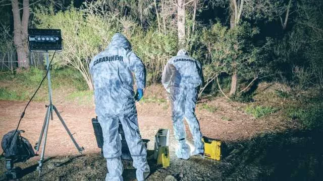 Shock a Carbonia, trovato cadavere nel parco Rosmarino: stava bruciando 