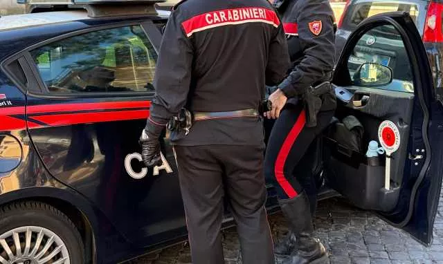 Villamassargia, fermato in auto con la droga: in casa nascondeva un etto e mezzo di cocaina