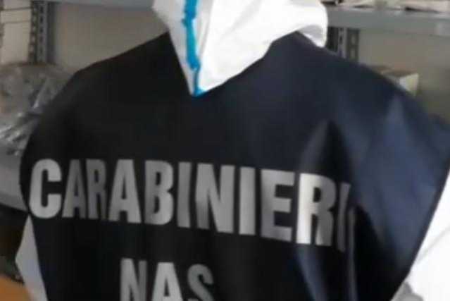 Cagliari, i Nas chiudono una rivendita di mangimi: sequestrate 11 tonnellate di prodotti