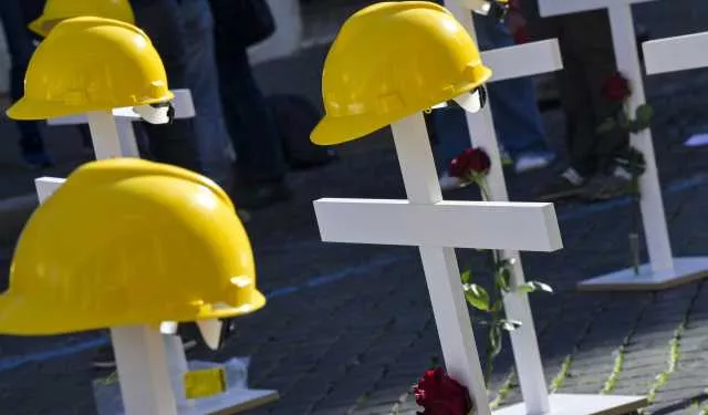 Sit In Morti Sul Lavoro