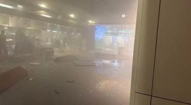 Usa e Israele attaccano l'Iran, morto Khamenei: colpito anche l'aeroporto di Dubai