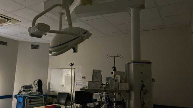 Blackout Santissima Caos al Santissima Trinità, dopo il blackout resta la polemica: