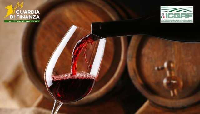 Sequestrati 2,5 milioni di litri di vino con falsi certificati Dop, coinvolta anche la Sardegna