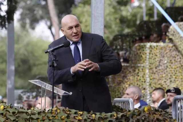 Aerei americani a Sigonella in Sicilia? Crosetto dice no: 