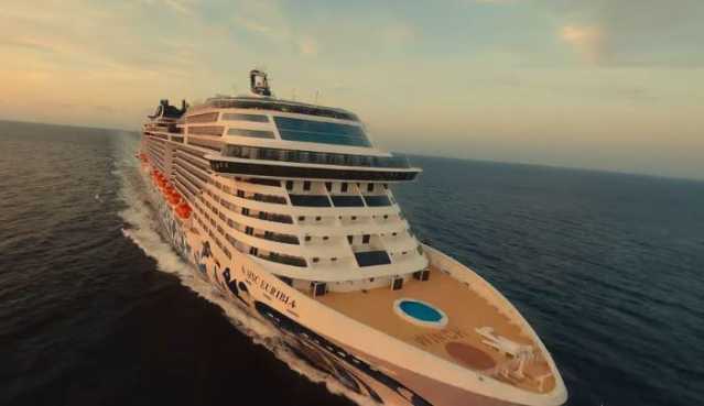 Sardi bloccati sulla nave da crociera a Dubai: 