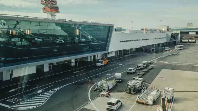 Condannato per violenza sessuale su una bambina, poi si arruola in Russia: arrestato a Fiumicino