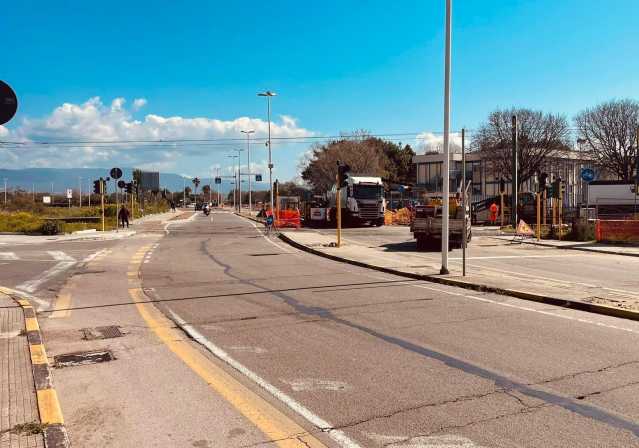 Cagliari, problemi al collettore: via Vesalio chiude sino a mercoledì, i dettagli
