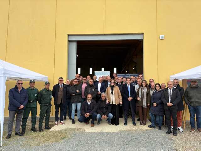 Inaugurazione Impianto Uta 1 Inaugurato l'impianto di sollevamento Uta Nord: porterà acqua agli agricoltori per 1700 ettari di terreni