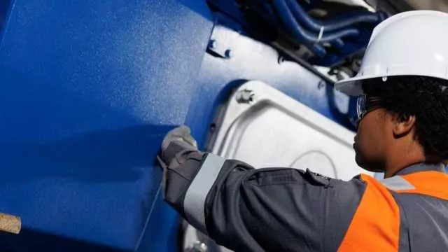 Migranti in edilizia, in Sardegna sempre più lavoratori stranieri: nasce un 