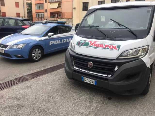 Sventato assalto a un portavalori sulla A1,14 arresti: ferito un poliziotto