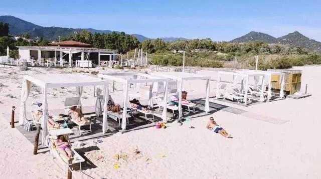 Ritardi concessoni balneari, in Sardegna 