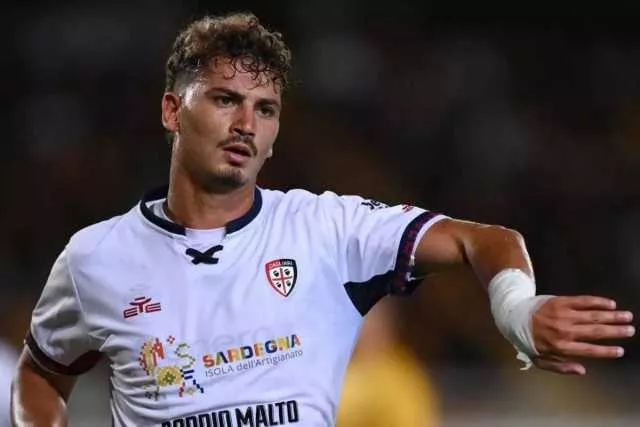 Sassuolo-Cagliari, le formazioni iniziali: Esposito e Folorunsho titolari, tornano Belotti e Borrelli in panchina