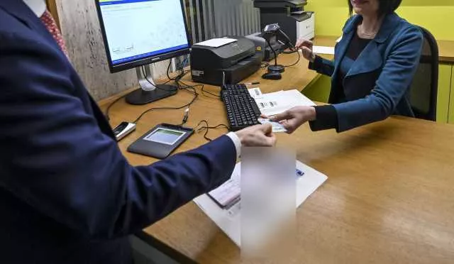 Nuoro, intascava la pensione della madre morta da 13 anni grazie a un errore informatico dell'ufficio anagrafe