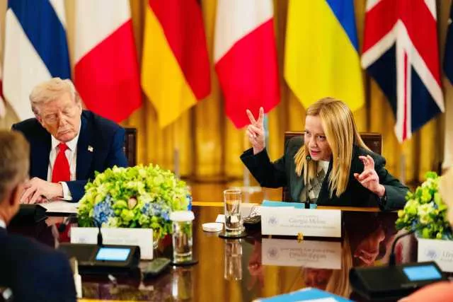 Trump ancora all'attacco di Meloni: 