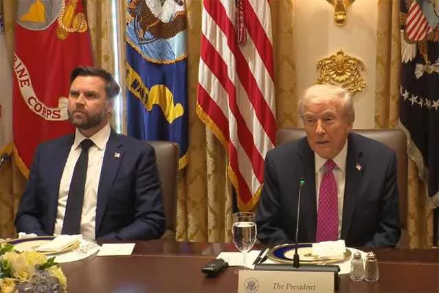 Imagoeconomica 2562238