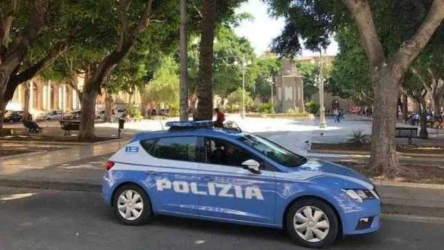 Gruppo neonazista sgominato dalla polizia: un arresto e perquisizioni anche a Cagliari