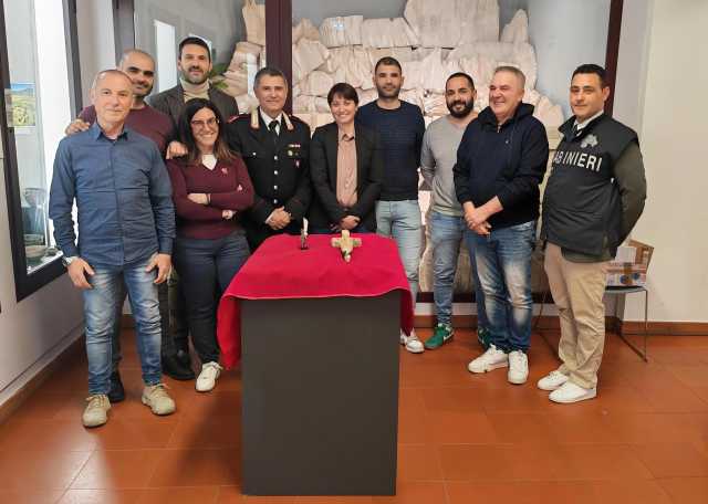 Da New York a Nuoro, rientrano in Sardegna due reperti archeologici di epoca nuragica e preistorica