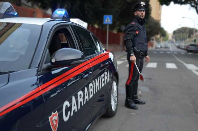 Scappa all'alt dei carabinieri, l'inseguimento finisce a Selargius: 7 mesi a un 25enne