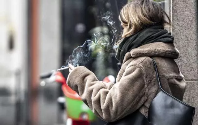 Nuovi rincari sulle sigarette: dai 20 ai 50 centesimi in più a pacchetto