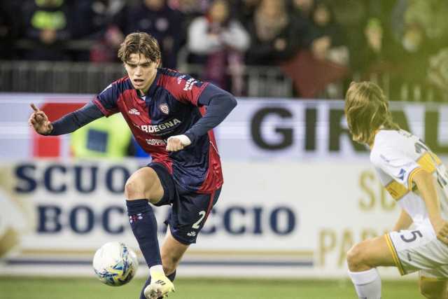 Cagliari, Palestra eletto miglior difensore della stagione dalla Lega Serie A