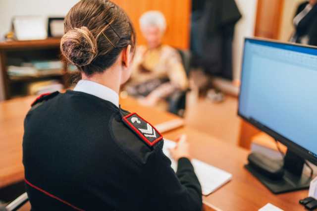 Raffica di truffe in Sardegna in sole due settimane: falsi annunci e siti clonati