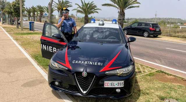 Controlli antidroga al Poetto di Quartu: arrestati due giovani di Ussana