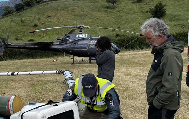 Un elicottero sorvola l'area candidata a ospitare l'Et in Sardegna: al via l'indagine sul sottosuolo