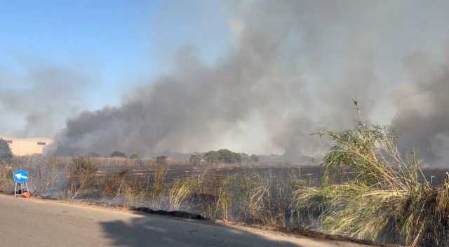 Vasto rogo nella zona industriale di Monastir: fiamme anche a Serdiana, elicotteri in volo