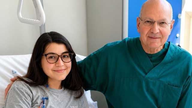 Cagliari, operazione su una donna affetta da un raro tumore e una mutazione genetica al Brotzu