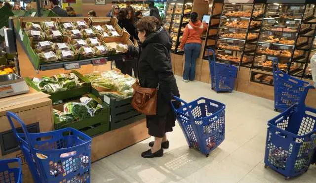 Inflazione e stangata su famiglie e imprese: 