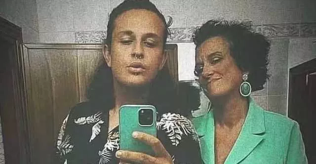 Uccide il figlio gay e la moglie in Toscana: 
