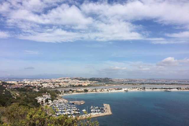 Cagliari, un bus dedicato a over 70 e diversamente abili per raggiungere il Poetto