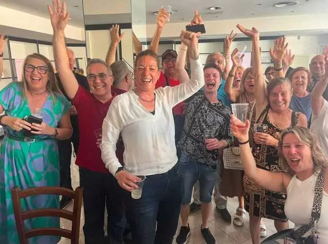 Elmas Sindaca Elmas (ri)sceglie Maria Laura Orrù, lei festeggia: