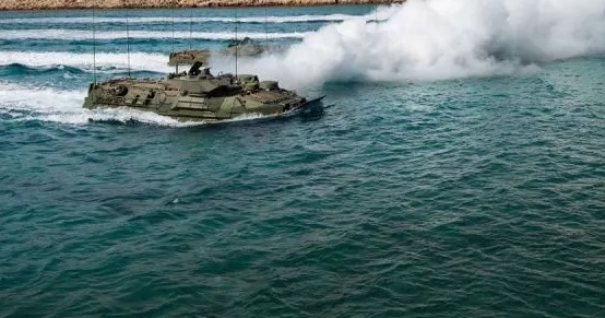 Esercitazioni Militari Archivio Foto A La Maddalena esercitazioni militari in piena stagione turistica, il Comipa contro il ministero