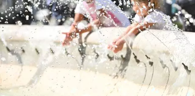 Fontana Caldo Ondata di calore sulla Sardegna: afa e allerta fino a stasera