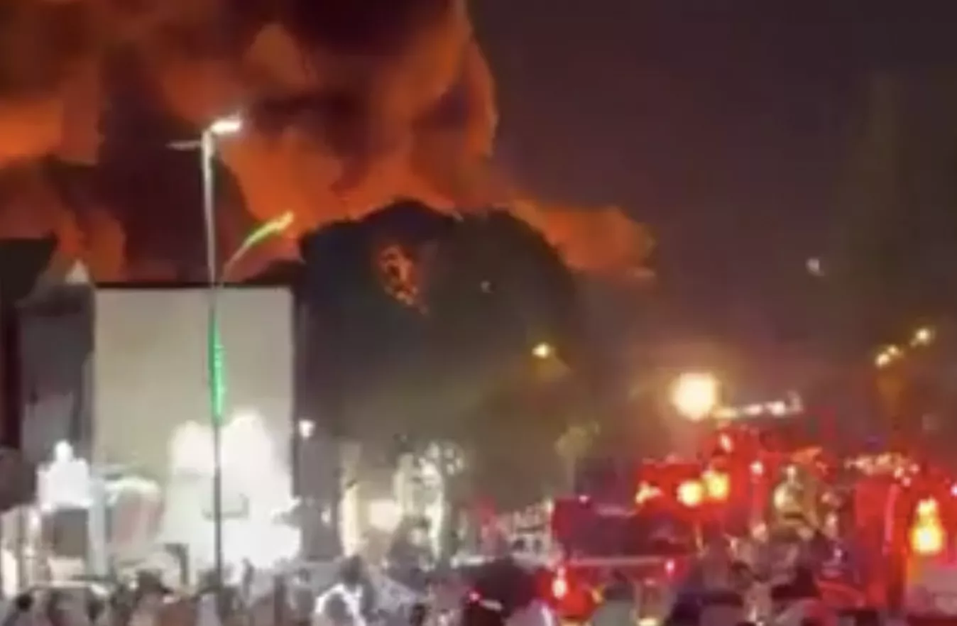 Teheran Esplosioni Nuovi attacchi Usa contro Teheran, l'Iran: