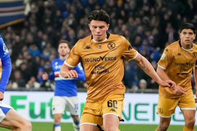 Il centrocampista Alessandro Romano è del Cagliari: l'annuncio del club