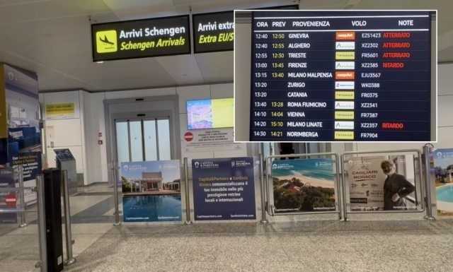 Aeroporto 2 Cagliari, atterrato il primo volo interno da Alghero: una decina i passeggeri a bordo