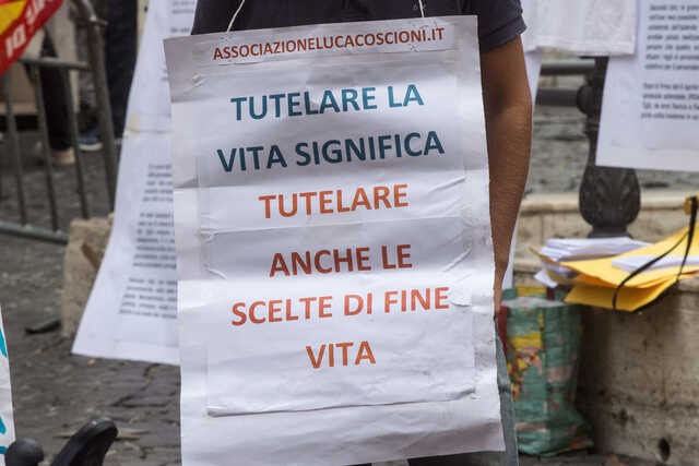 Fine vita, approvata legge regionale anche in Emilia Romagna. Chiesa insorge: "Non si procura la morte"